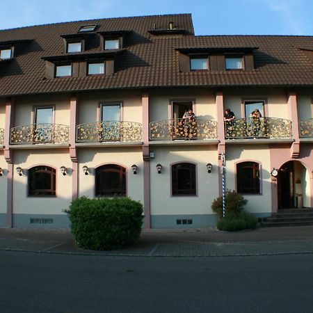Hotel Rebstock Руст Экстерьер фото