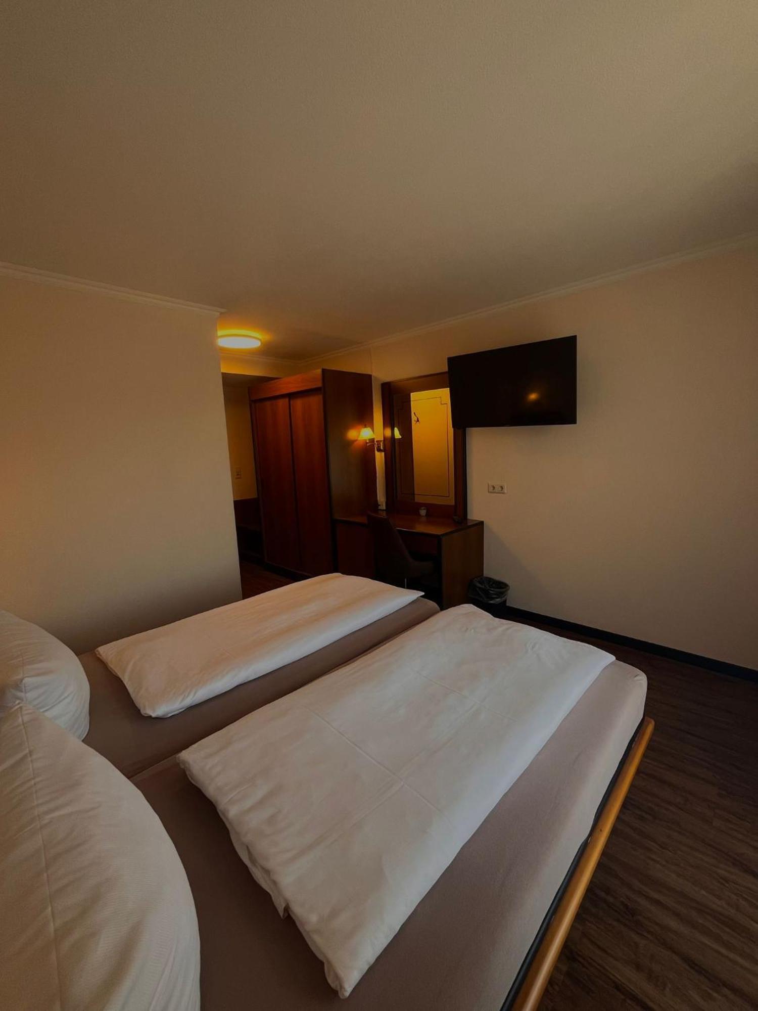 Hotel Rebstock Руст Экстерьер фото