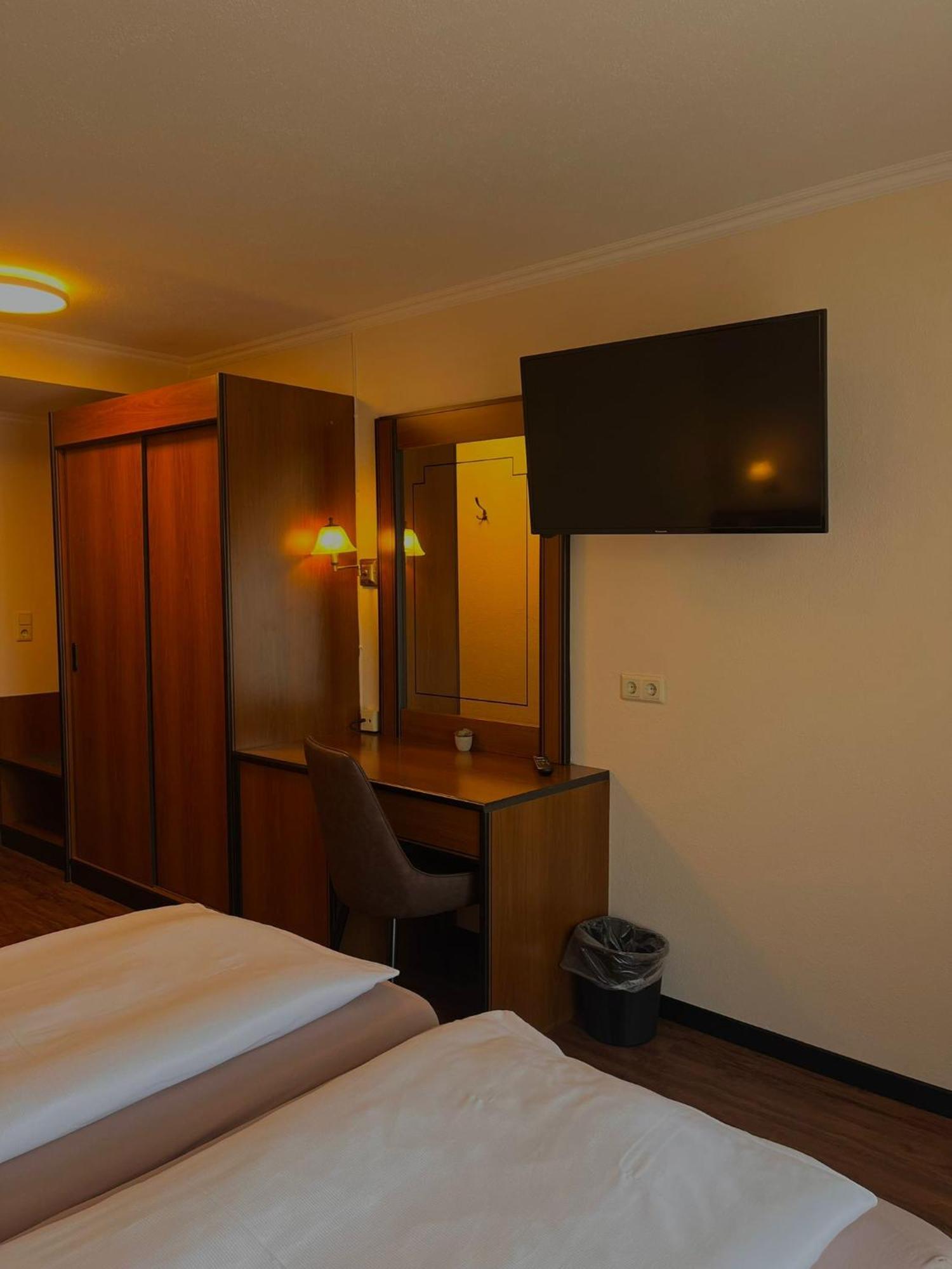 Hotel Rebstock Руст Экстерьер фото