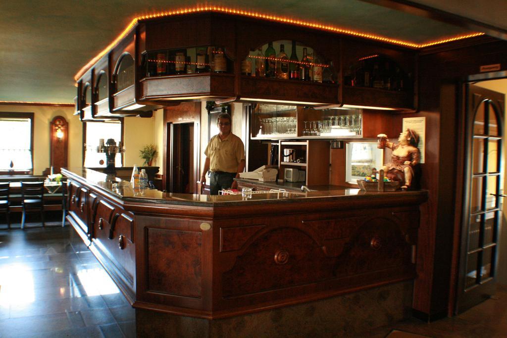 Hotel Rebstock Руст Экстерьер фото